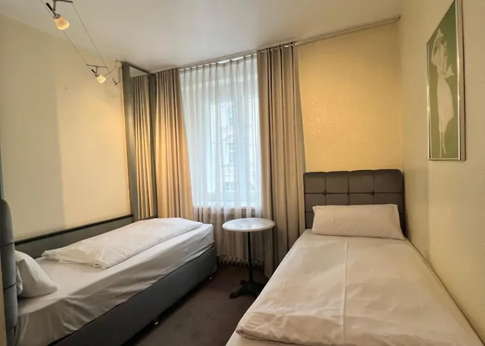 Hotel Monopol City Centre