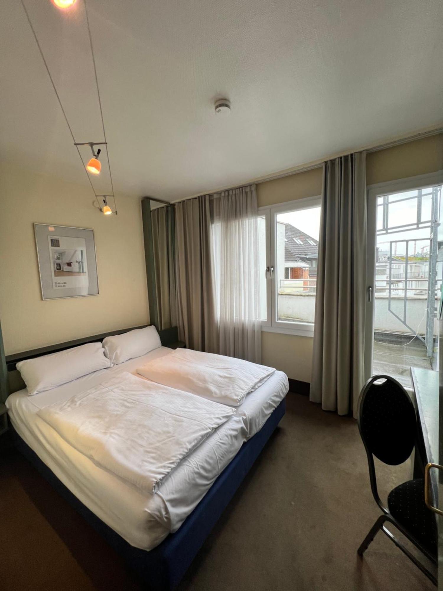Monopol Hotel Düsseldorf